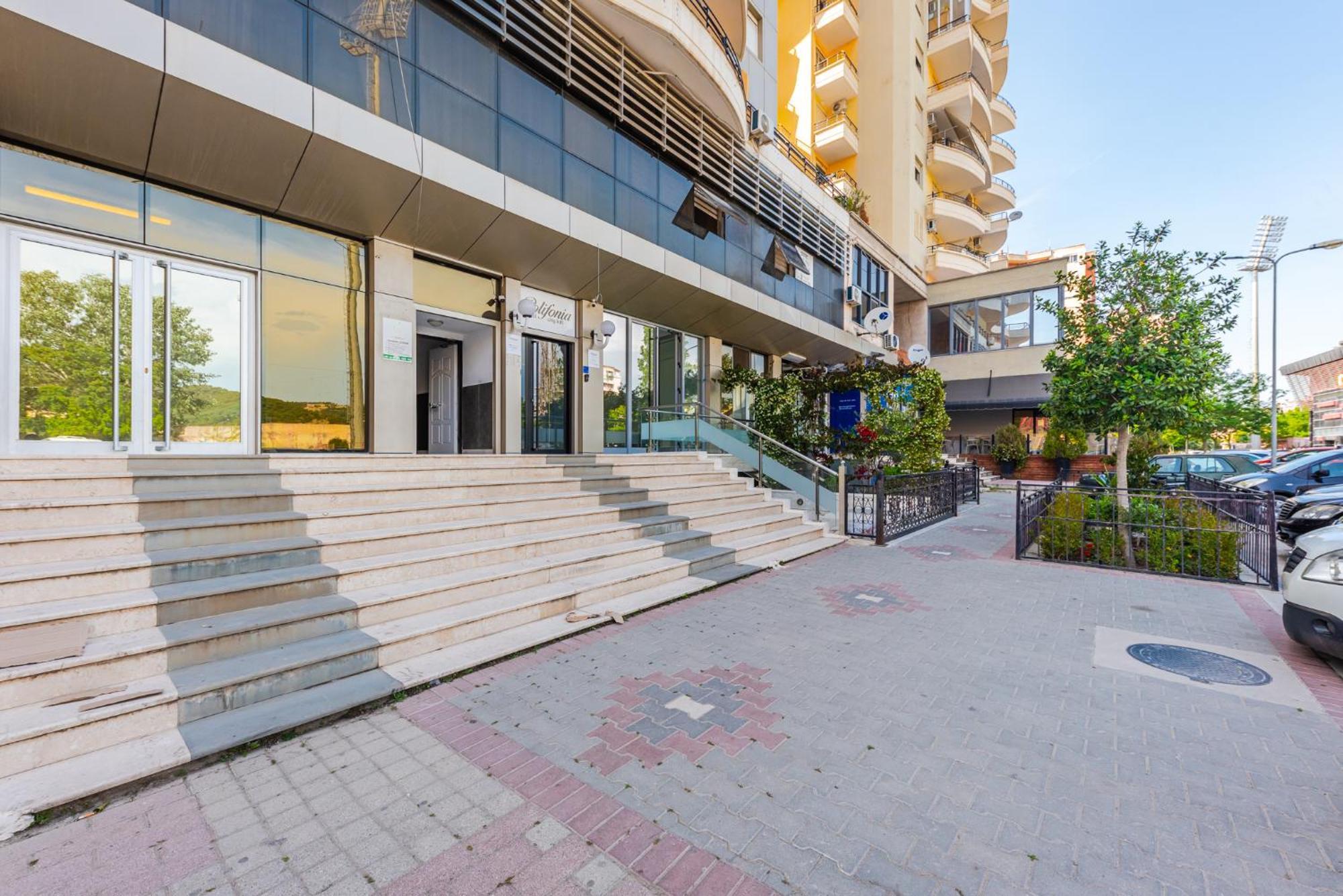 City Center Apartments By Kondo Stays Vlore Exterior photo