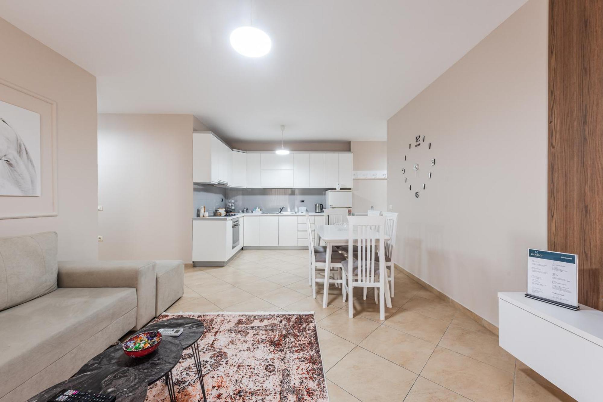 City Center Apartments By Kondo Stays Vlore Exterior photo
