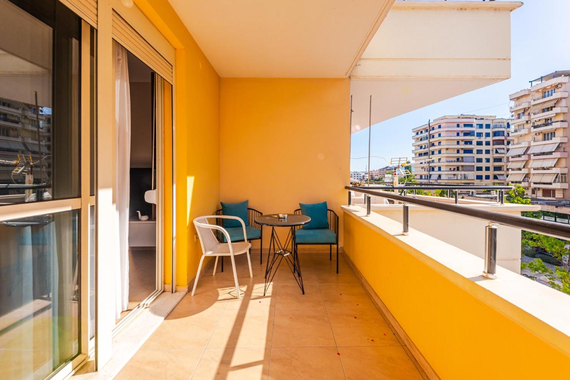 City Center Apartments By Kondo Stays Vlore Exterior photo